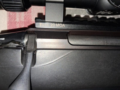Se vende solo el rifle con el carril.
Cañon pesado Varmint.
Se compro por capricho, pero no practico la 00