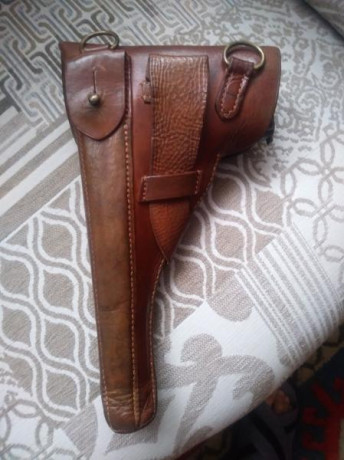 Hola a todos:
Vendo funda de pistola Astra 400 original en excelente estado de conservación y con todas 02