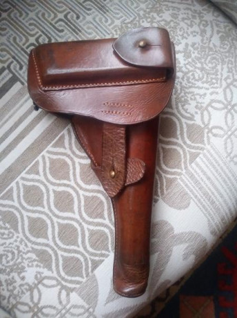 Hola a todos:
Vendo funda de pistola Astra 400 original en excelente estado de conservación y con todas 01