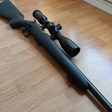 Hola,

Vendo Ceska synthetic 455 con cañon pesado varmint, 22lr.

-Visor Vector Optics Aston 3-18x44 con 10