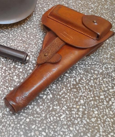 Hola a todos:
Vendo funda de pistola Astra 400 original en excelente estado de conservación y con todas 00