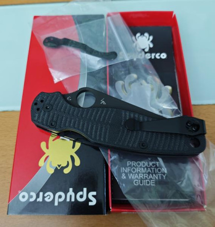 Navaja nueva de colección, sin usar, original demostrable con factura de compra en tienda. Se manda con 01