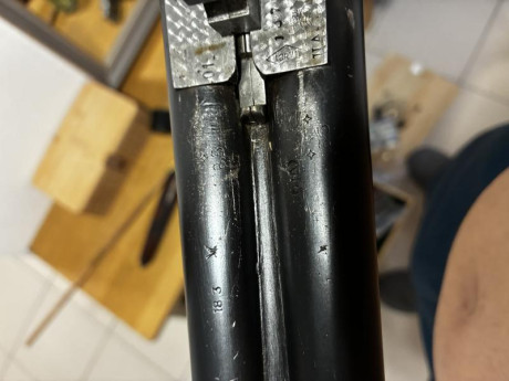 Se vende paralela de dos gatillos, expulsora, gatillo articulado, válvulas de escape de gases. En buen 30