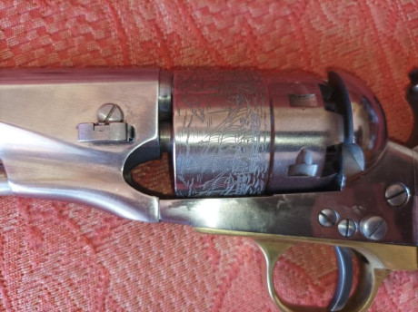 Buenas a todos.
Vendo revolver Pietta Colt 1860 Army Old Silver.
El revólver lo compré nuevo hace dos 40