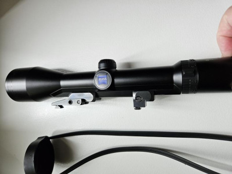 2 5 a 10x50, retícula 4, Diavary VM T*. Montaje Appel en carril Zeiss. Impecable, hace tiempo que se vendió 00