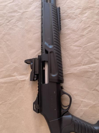 Buenas noches: vendo Escopeta de corredera, Hatsan Escort MP Soutgun P/A 20" y 51 cms. de caño,  170