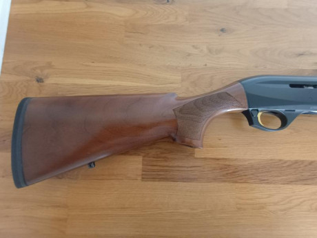 Buenas, lo dicho, busco escopeta sporting de 71cm de cañón con polichokes en buen estado de conservación. 11