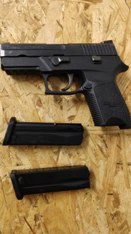 Hola.
Vendo Sig Sauer P250 DCc.
Con muy pocos disparos. Le tenía para seguridad en casa.
Lleva un sistema 02