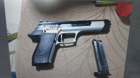 Se vende pistola CZ122 calibre 22 perfecta para empezar en el mundillo del tiro con la fiabilidad conocida 01