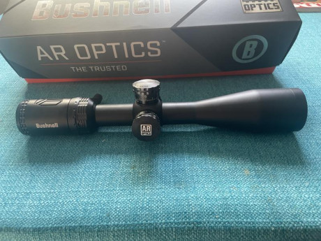 Vendo este magnífico visor, Bushnell original. Tubo de pulgada, 10 metros de paralaje mínimo , muy nítido, 02