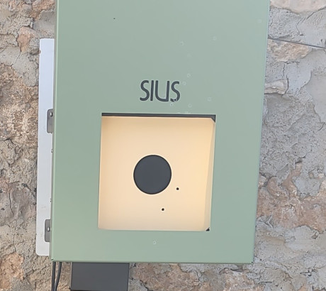 Pongo a la venta blanco electrónico Sius HS10 para modalidades de pistola y carabina aire.
Se debe conectar 01