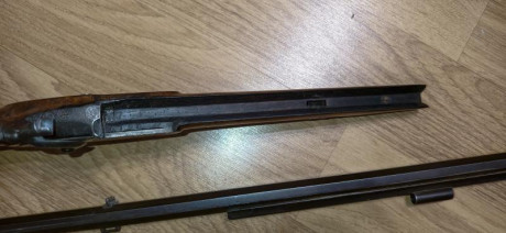 Buenas!  pongo a la venta este precioso y preciso rifle de avancarga original. 

Se trata de un rifle 21