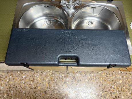 Vendo Beretta 682 Gold Trap con cañón de 76 cm y chokes fijos  IM y Full. Culata a medida de zurdos realizada 02