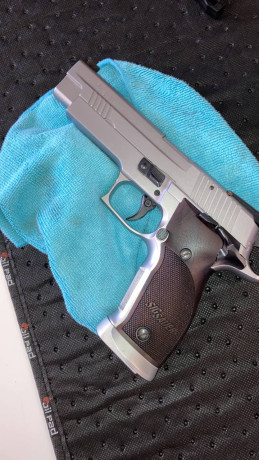 Sig Sauer SAO P226 X5 gen1 Alemana . 2 cargadores. Poco usada y muy cuidada, vendo porque tengo dos y 00