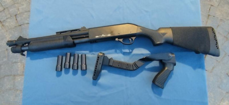 Escopeta STINGER RXT 1206
Calibre 12
Corredera, carga 4+1
Culata fija de polímero y culata plegable
4 01
