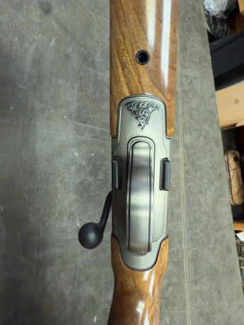 Blaser R8 LUXUS
Calibre 300 WIN MAG
MADERAS GRADO 6
6.900€ 00