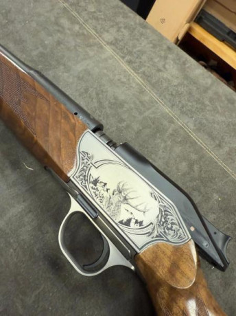 Blaser R8 LUXUS
Calibre 300 WIN MAG
MADERAS GRADO 6
6.900€ 02