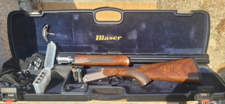 Por dejar definitivamente la caza vendo escopeta superpuesta Blaser F3 de caza con 71cm de cañón con 6 01