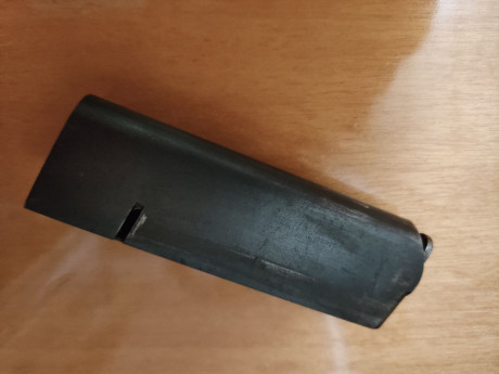 Vendo cargador para pistola  Astra  modelo  300 .
En buen estado.
Marcado con el logo de Astra.

 Precio 01