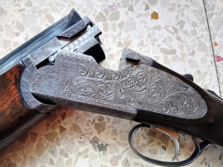 Vendo superpuesta Félix Sarrasqueta especial para tiro / foso o puesto fijo por reestructuración de armero.
​Características 01