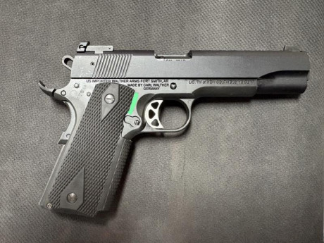 Vendo pistola 1911 Colt Gold cup
En calibre 22lr. 
1 Cargador y caja de transporte
El arma esta guiada 00