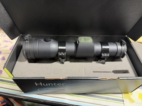Vendo Aimpoint H34L 2Moa   Con
Anillas Warner desmontables.  Precio 600€.  Tlf. 652500517 00