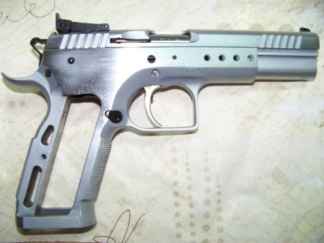 Hola camaradas de armas, necesito un poco de vuestra sabiduria infinita 8)  un compañero me ha dejado 10