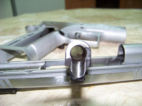 Hola camaradas de armas, necesito un poco de vuestra sabiduria infinita 8)  un compañero me ha dejado 21