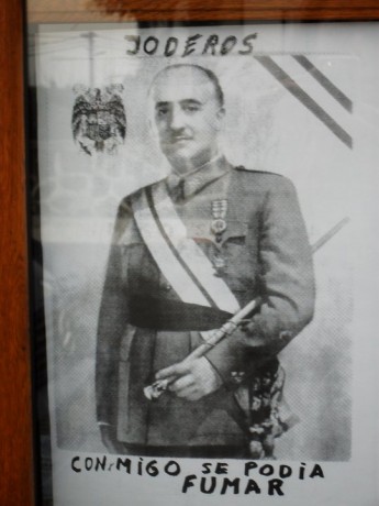 Hola compis. 
Os cuento el lance de ayer porque tiene tela marinera. De alguna manera me da hasta vergüenza 10