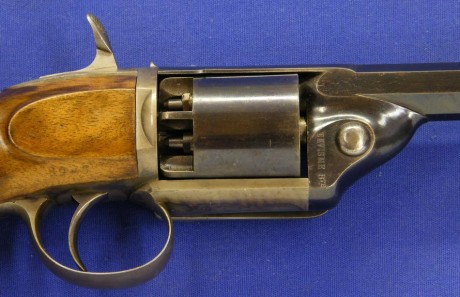 Voy a colocar unas fotos de un arma larga alemana de llave de mecha del siglo XVI. 161