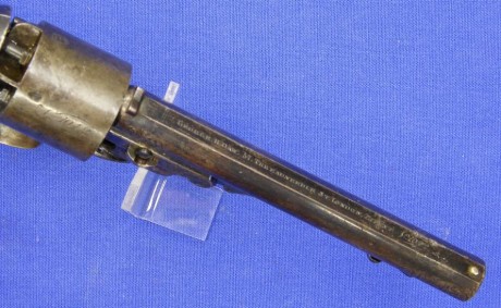 Voy a colocar unas fotos de un arma larga alemana de llave de mecha del siglo XVI. 32