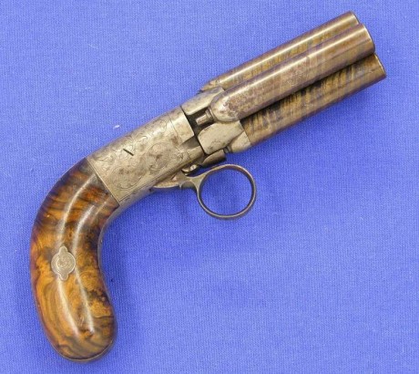 Voy a colocar unas fotos de un arma larga alemana de llave de mecha del siglo XVI. 150