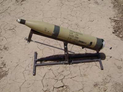 En la guerra se usa todo, todo lo que se tenga a mano, pero esto llama mucho mas la atención por su simpleza, 00