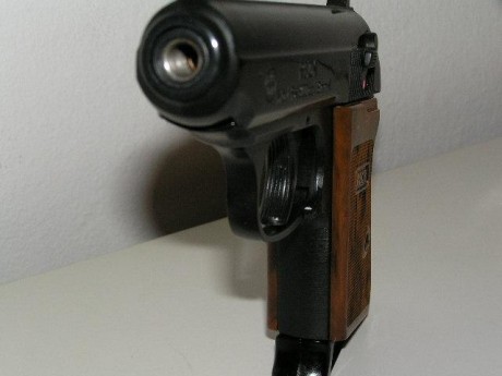 Cuando veo fotografias en el foro de ventas y veo el Bic atravesando el guardamontes siempre me lo pregunto. 52
