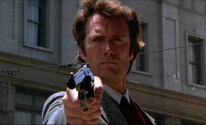 Tenia que plasmarlo si no rebentaba jajajaja.
Bueno pues me he fijado y solo suele pasar en las pelis 30