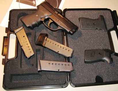Como sabeis estoy esperando una Sig P239 la impaciencia me mata sobre todo por que hasta enero del 2010 50