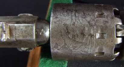 Este revolver, fabricado en Belgica bajo licencia y patentes varias de Colt por L.Ghaye, es unico con 12