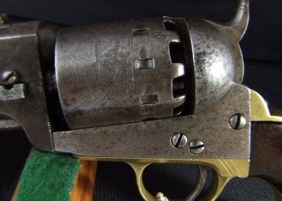 Este revolver, fabricado en Belgica bajo licencia y patentes varias de Colt por L.Ghaye, es unico con 11