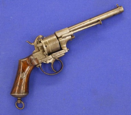 Voy a colocar unas fotos de un arma larga alemana de llave de mecha del siglo XVI. 20
