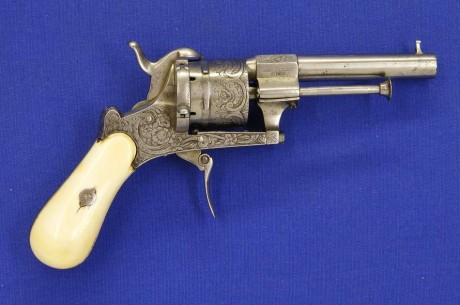Voy a colocar unas fotos de un arma larga alemana de llave de mecha del siglo XVI. 50