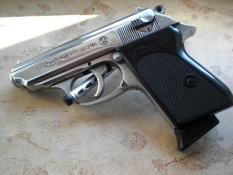 Necesito algun manitas que me deje esta detonadora negra....como han dejado la que parece inox.....si 00