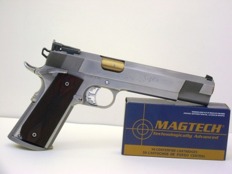 Hola ¿alguien me podria decir como poner mas suave el gatillo de una Tanfoglio Limited? esta como recien 101