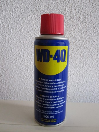 Hola todos. Tengo claro que para lubricar balas y ánimas de cańón no es recomendable usar lubricantes 150