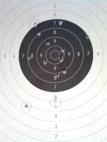 Hola a todos:
Os pongo unas fotos del soporte que me he fabricado para cargar muestras armas cortas.
Se 40