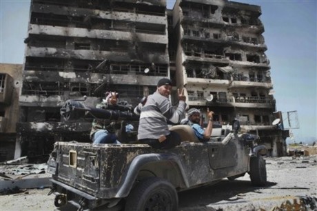 Ya que estamos en el tema del conflicto de Libia, me gustaría hacer algunos comentarios al respecto del 130