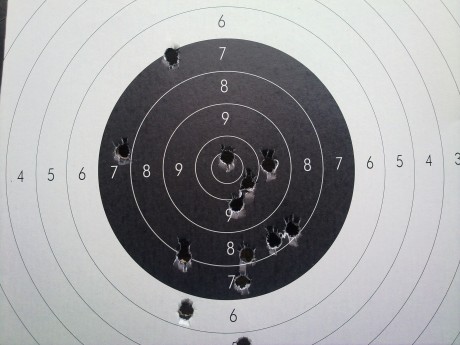 Bueno pues hoy ha tocado taller. Tenia las dos armas largas en el dique seco, una con el muelle real roto, 70