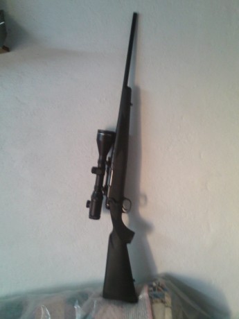 Es una MARLIN X7 del 308.
Con un visor muy criticado, el SEBEN Anaconda 4-12X56, y unas monturas de aluminio.
20 00