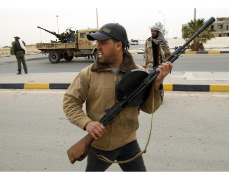 Ya que estamos en el tema del conflicto de Libia, me gustaría hacer algunos comentarios al respecto del 160