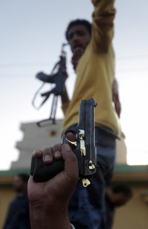 Ya que estamos en el tema del conflicto de Libia, me gustaría hacer algunos comentarios al respecto del 30