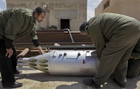 Ya que estamos en el tema del conflicto de Libia, me gustaría hacer algunos comentarios al respecto del 121